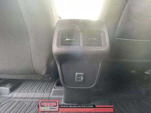 Used 2022 GMC Terrain SLE w/ Driver Convenience Package image 21