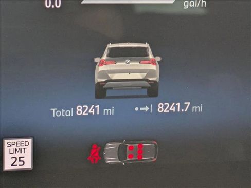 Certified 2025 BMW X3 xDrive30i w/ Convenience Package image 11