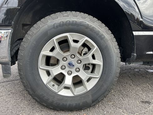 Certified 2023 Ford F150 XLT image 27