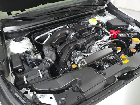 New 2025 Subaru Crosstrek 2.5i Limited w/ Popular Package #3A image 11