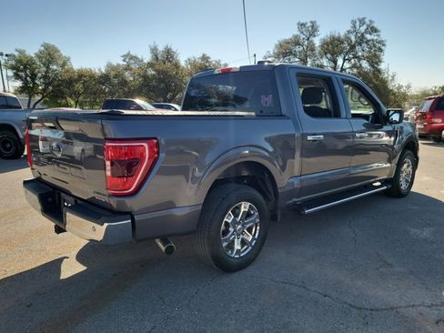 Used 2022 Ford F150 XLT w/ Equipment Group 301A Mid image 5