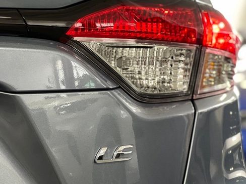 Used 2026 Toyota Corolla LE w/ LE Premium Package FWD image 10