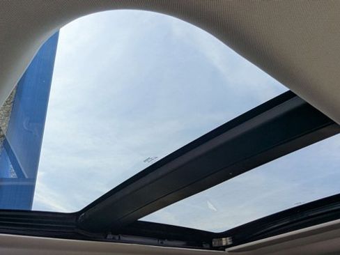 Used 2024 Nissan Murano SL image 23