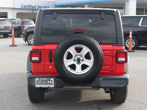 Used 2020 Jeep Wrangler Unlimited Sport image 6