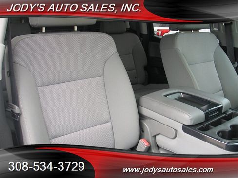 Used 2018 Chevrolet Silverado 1500 W/T w/ Trailering Package RWD image 20