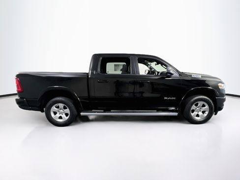 Used 2025 RAM 1500 Big Horn AWD/4WD image 4