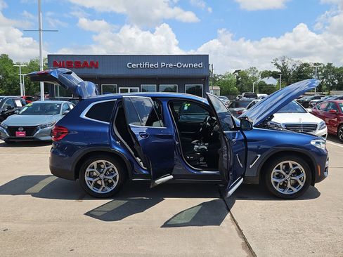 Used 2021 BMW X3 xDrive30e w/ Premium Package AWD/4WD image 12