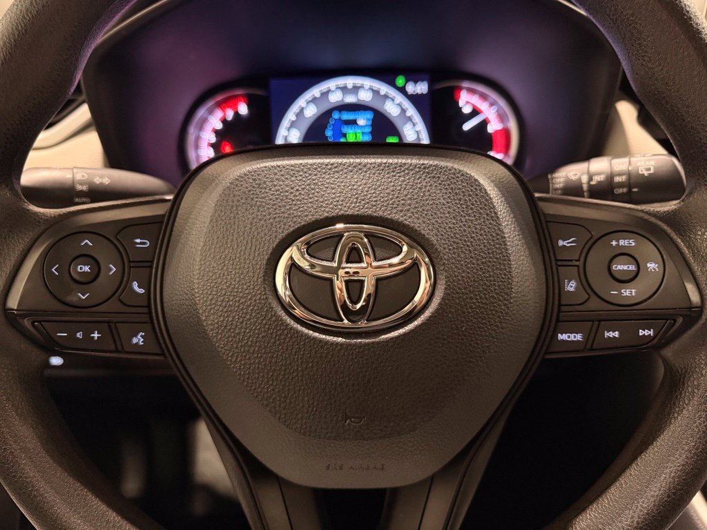 Used 2023 Toyota RAV4 XLE w/ Convenience Package FWD image 22
