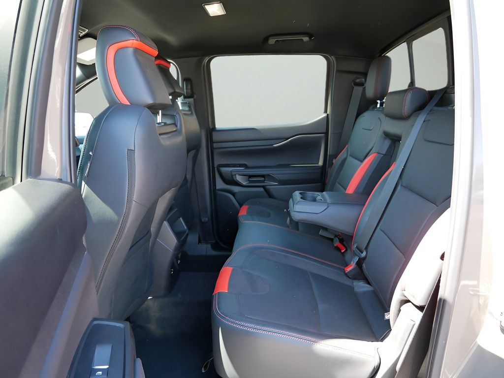 Used 2025 Ford Ranger Raptor AWD/4WD image 11