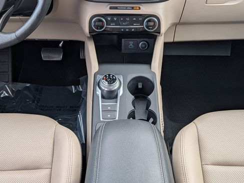 Certified 2021 Ford Escape Titanium image 19