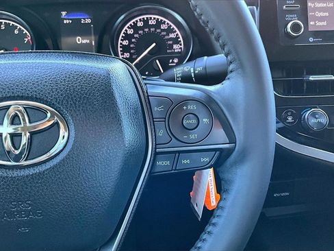Used 2024 Toyota Camry SE image 20