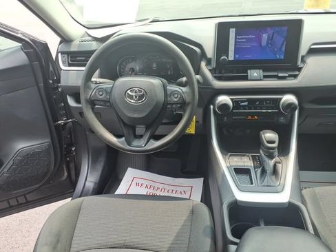 Used 2024 Toyota RAV4 LE FWD image 10