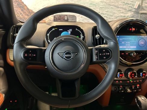 Used 2023 MINI Cooper Countryman SE w/ Storage Package image 11