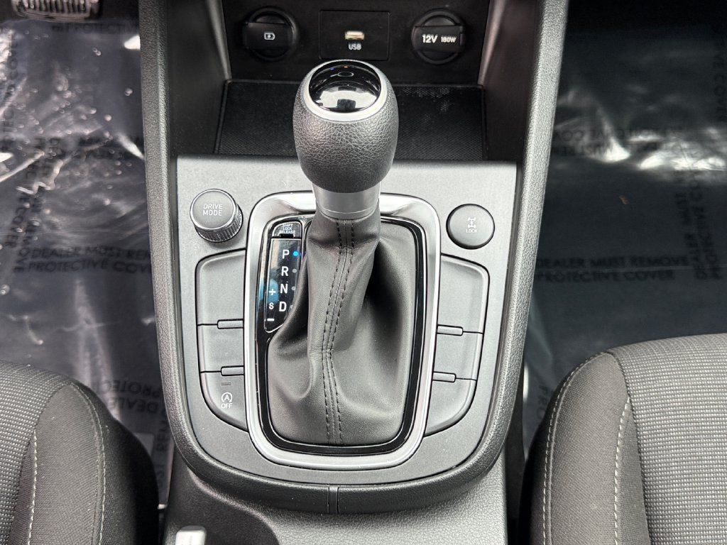 Used 2023 Hyundai Kona SEL AWD/4WD image 17