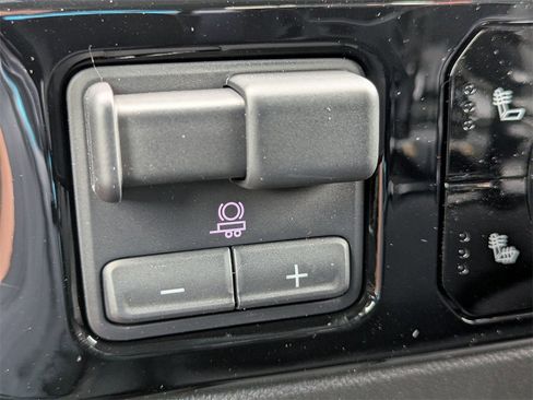 New 2025 GMC Sierra 1500 SLE w/ Preferred Package image 20