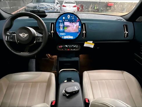 Used 2025 MINI Cooper Countryman S image 17