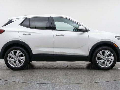 Used 2025 Buick Encore GX Preferred FWD image 11