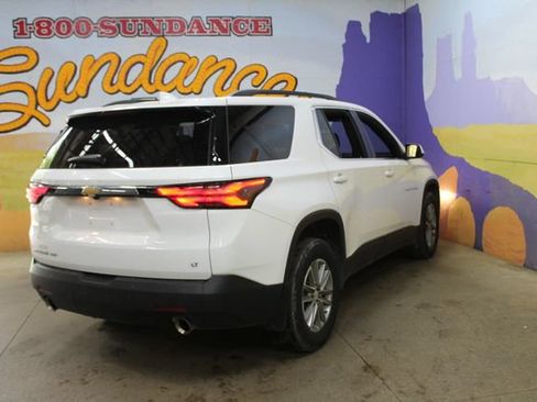 Used 2023 Chevrolet Traverse LT AWD/4WD image 7