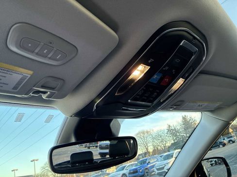 Used 2023 Jeep Grand Cherokee Limited image 36