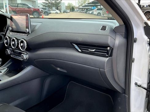 Used 2025 Nissan Sentra SV w/ All-Weather Package image 16