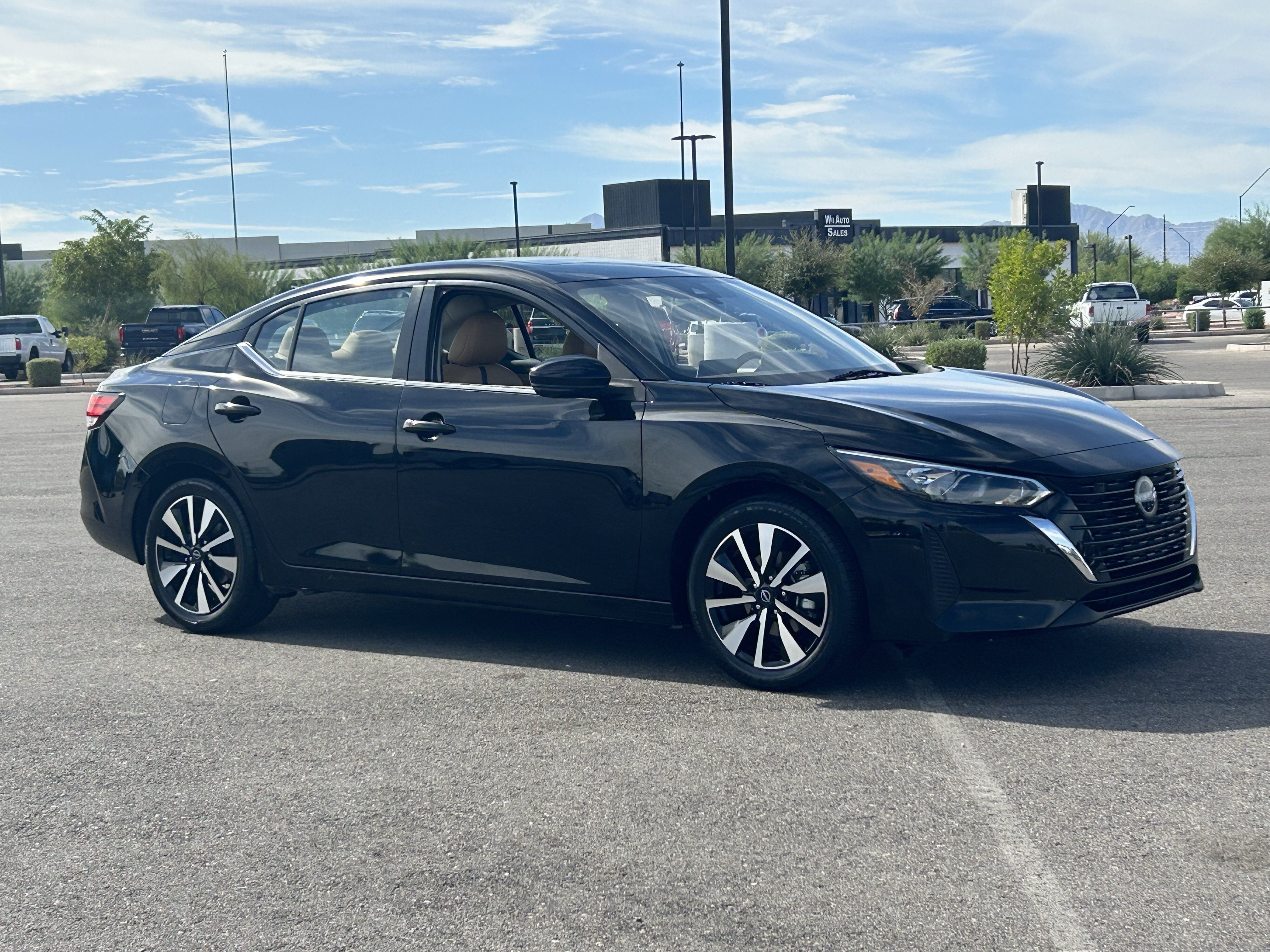 Used 2025 Nissan Sentra SV w/ SV Premium Package FWD image 7