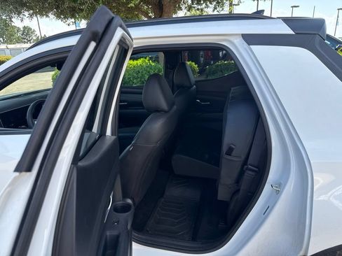Used 2025 Hyundai Santa Cruz SEL FWD image 23