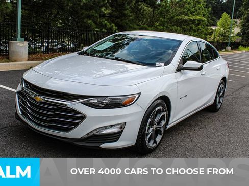 Used 2024 Chevrolet Malibu LT FWD image 2