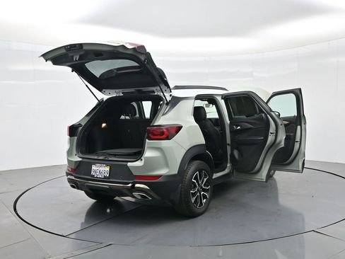 Used 2025 Chevrolet TrailBlazer ACTIV w/ LPO, Trailering Package image 38