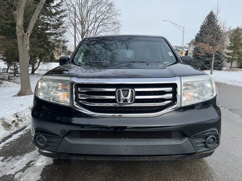 Used 2015 Honda Pilot LX image 2