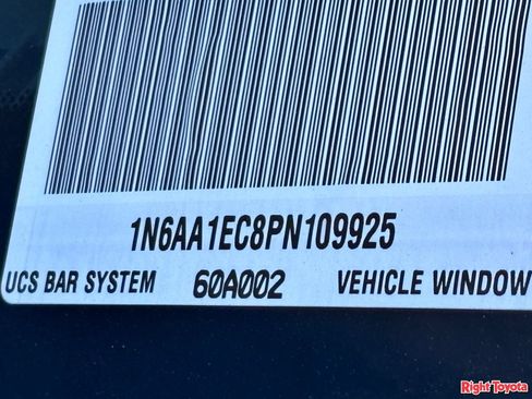 Used 2023 Nissan Titan SV AWD/4WD image 34