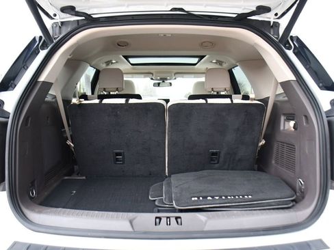 Used 2023 Ford Explorer Platinum w/ Technology Package image 20