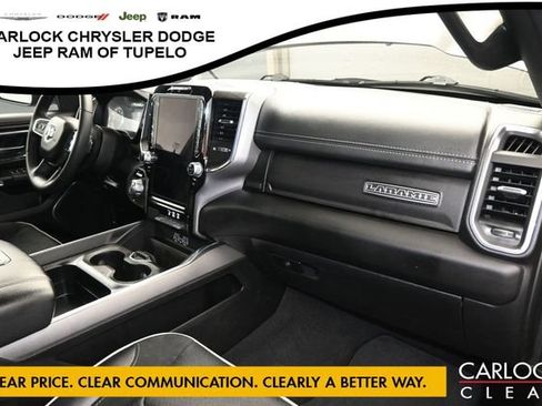 Used 2025 RAM 1500 Laramie AWD/4WD image 43