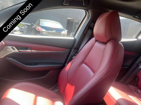 Used 2020 MAZDA MAZDA3 Hatchback w/ Premium Package FWD image 13