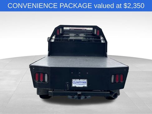 Used 2022 Chevrolet Silverado 2500 LT w/ Convenience Package image 3