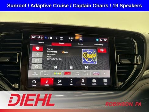 Used 2023 Dodge Durango R/T AWD/4WD image 34