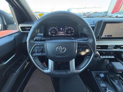 Used 2024 Toyota Tacoma TRD Off-Road image 17