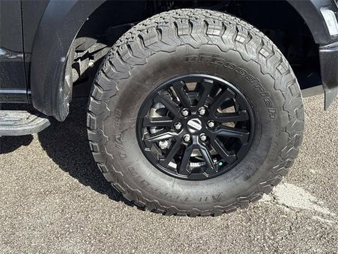 Certified 2025 Ford F150 Raptor image 9