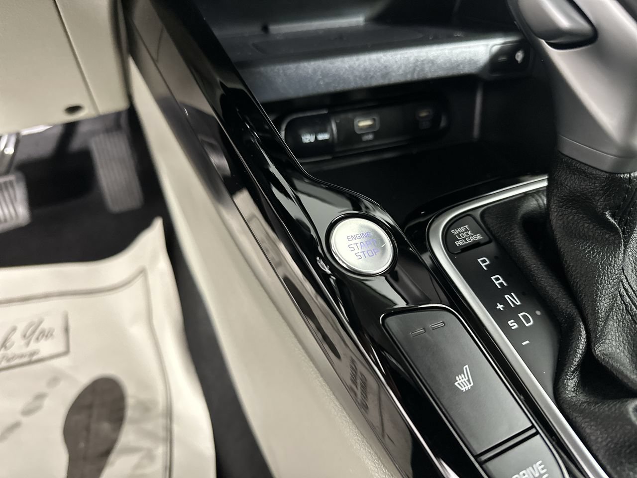 Certified 2025 Kia Soul EX FWD image 8