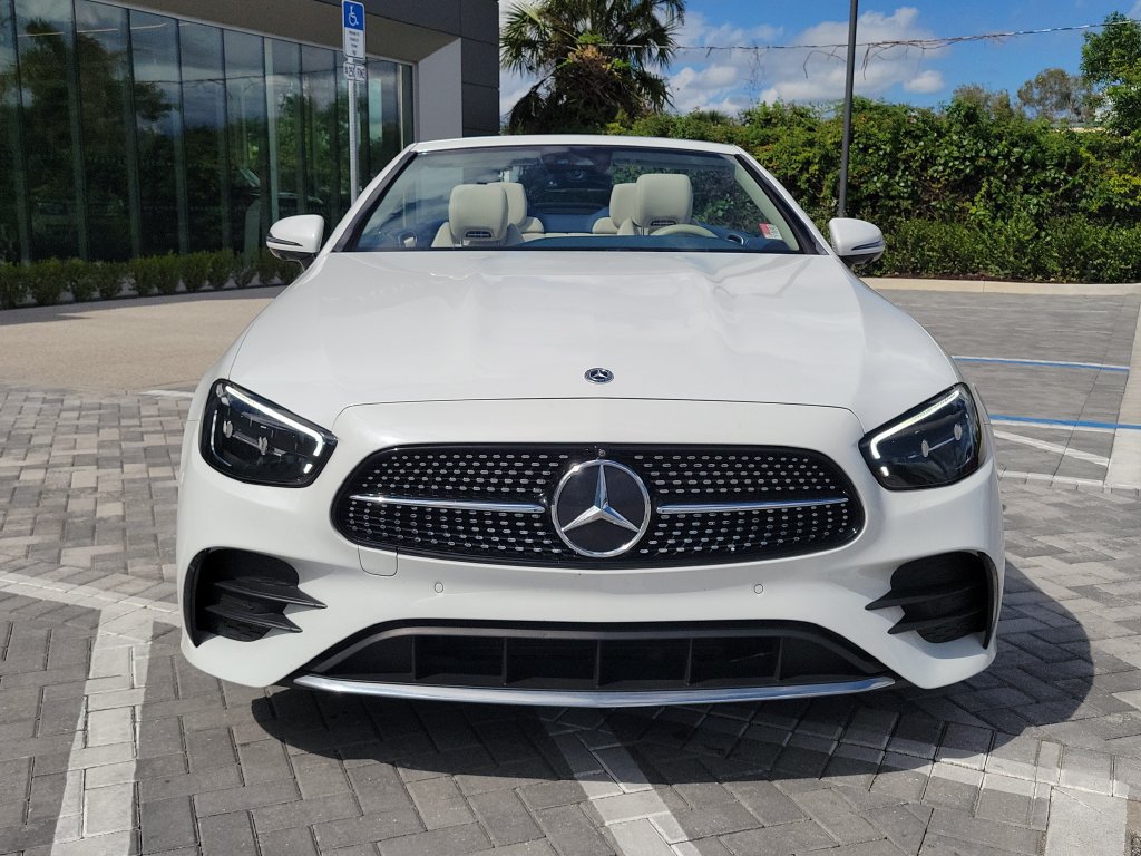Used 2023 Mercedes-Benz E 450 4MATIC Cabriolet image 8