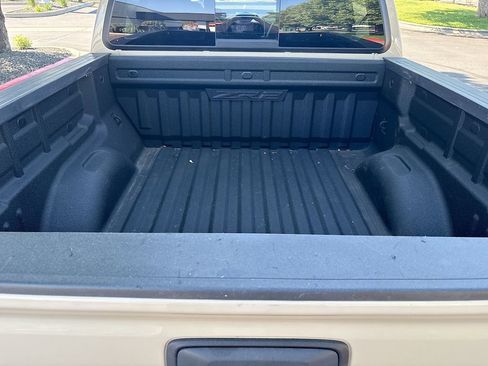 Used 2022 Chevrolet Colorado ZR2 AWD/4WD image 25