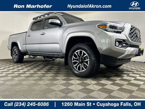 Used 2020 Toyota Tacoma TRD Sport w/ TRD Premium Sport Package AWD/4WD image 1
