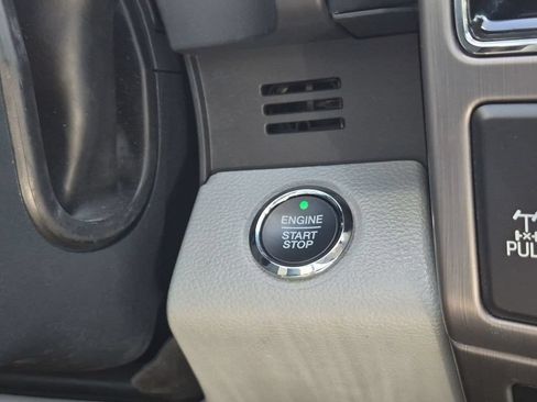 Used 2022 Ford F350 Limited AWD/4WD image 16