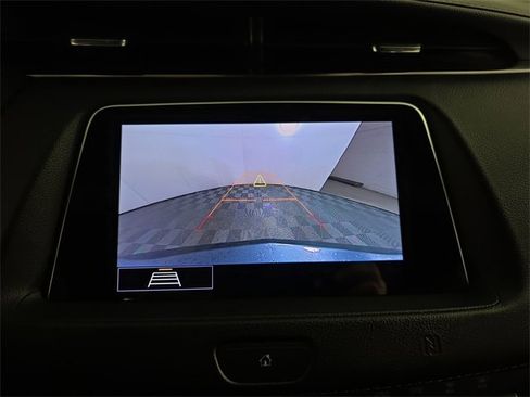 Used 2020 Cadillac XT4 Premium Luxury image 14