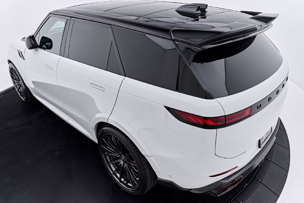 Used 2025 Land Rover Range Rover Sport SE AWD/4WD image 32