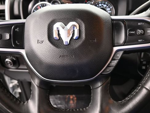 Used 2024 RAM 2500 Big Horn image 32