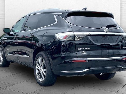 Used 2022 Buick Enclave Avenir w/ Avenir Technology Package AWD/4WD image 10