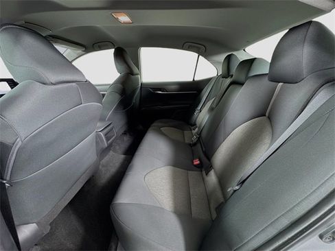 Used 2022 Toyota Camry LE image 13