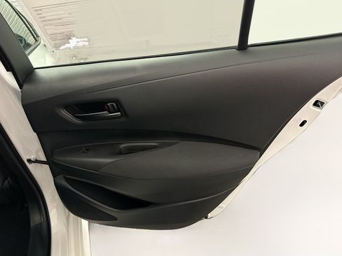 Used 2024 Toyota Corolla LE FWD image 31