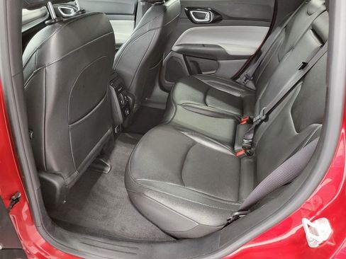 Used 2025 Jeep Compass Limited AWD/4WD image 22