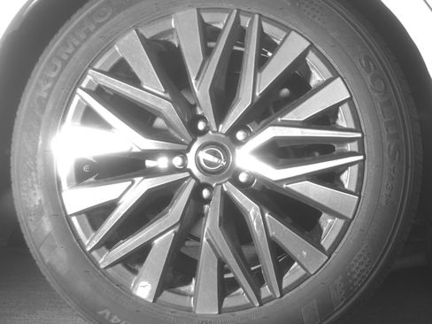 Used 2025 Nissan Altima 2.5 SV image 15